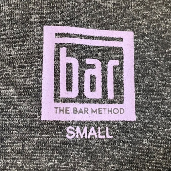 THE BAR METHOD LEGGINGS SMALL, BONUS SOCKS! - Picture 5 of 8